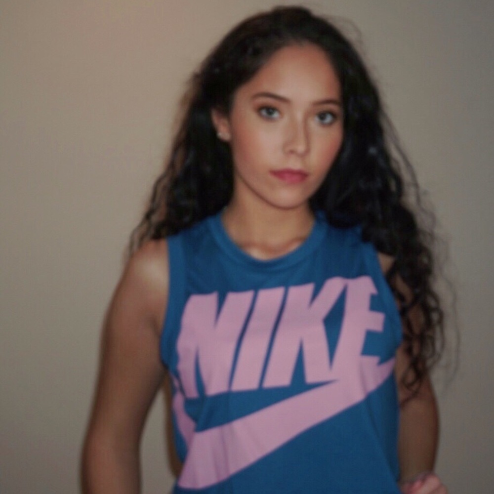 Nike workout top NEW